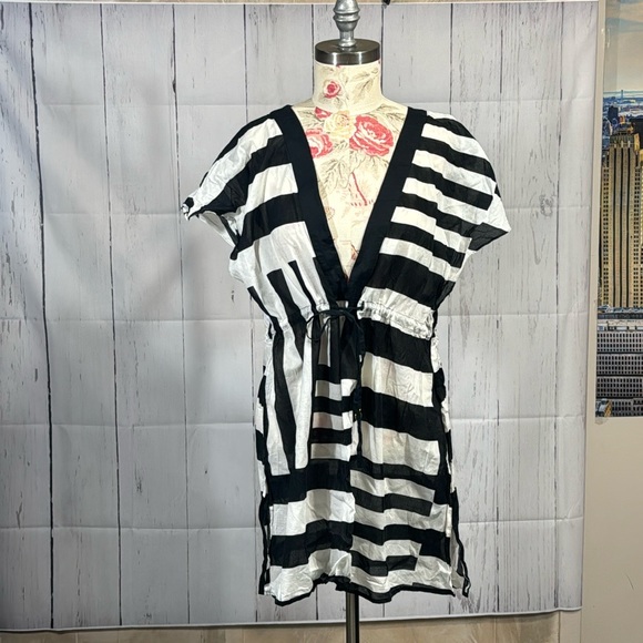 437.Kate Spade swim cover up, size M/L - Picture 1 of 4